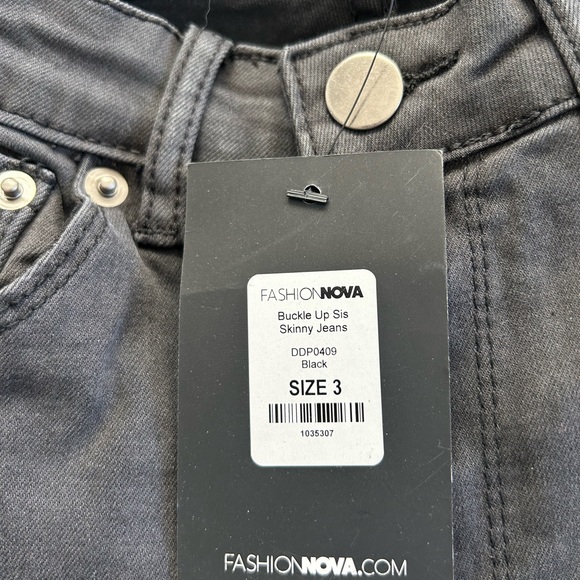 NWT Fashion Nova Jeans - Picture 3 of 3